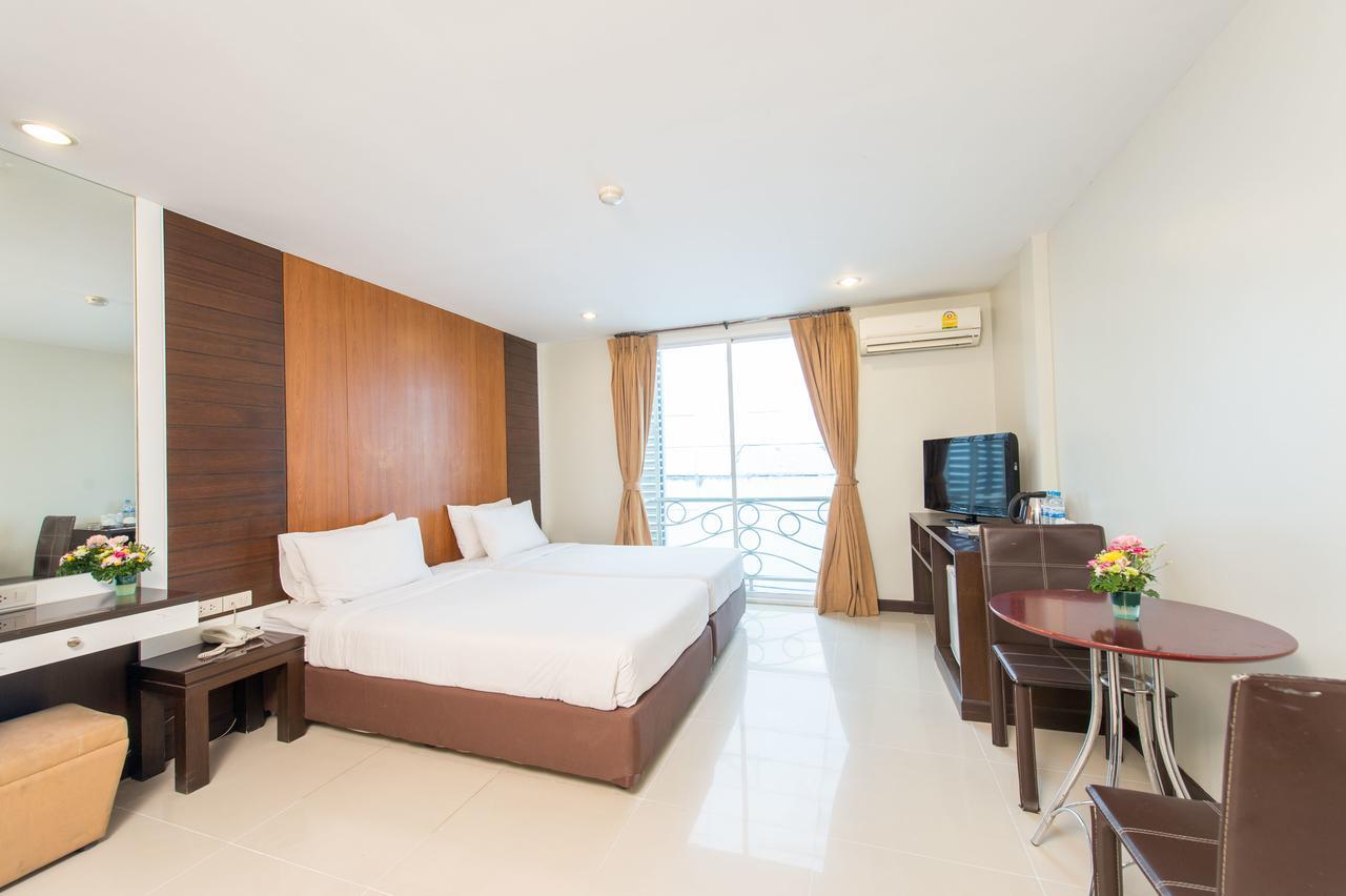 Hotel Tara Monte Bangkok Exterior foto